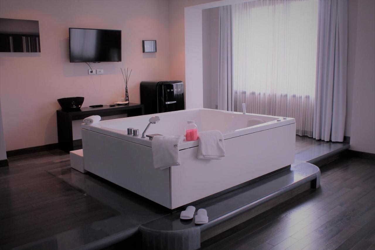 Park Hotel Sporting تيرامو المظهر الخارجي الصورة